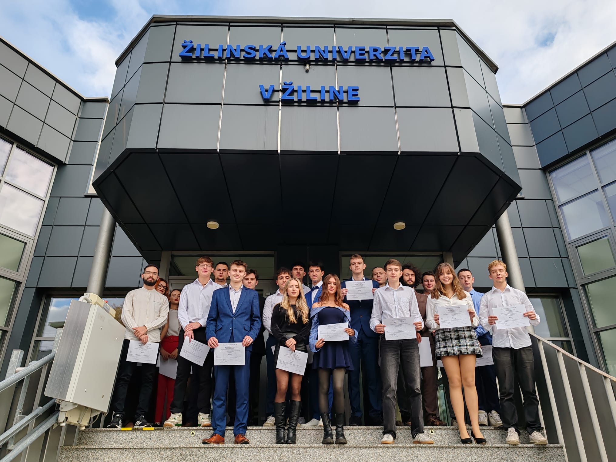 WhatsApp Image 2025-10-22 at 14.42.11 (1).jpeg